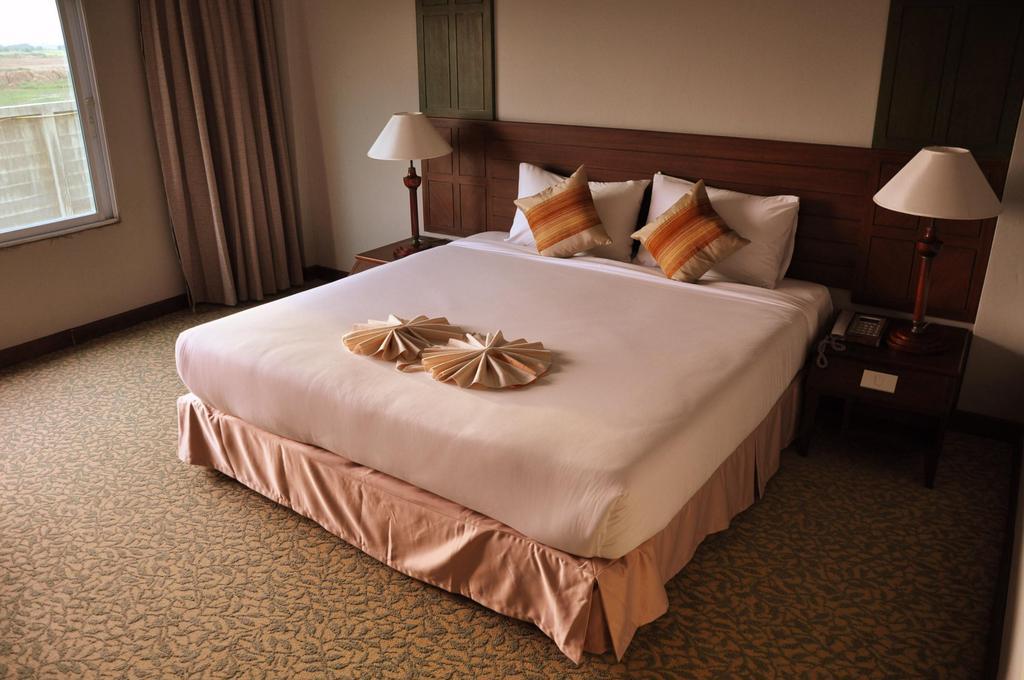 At Ayutthaya Hotel Oda fotoğraf